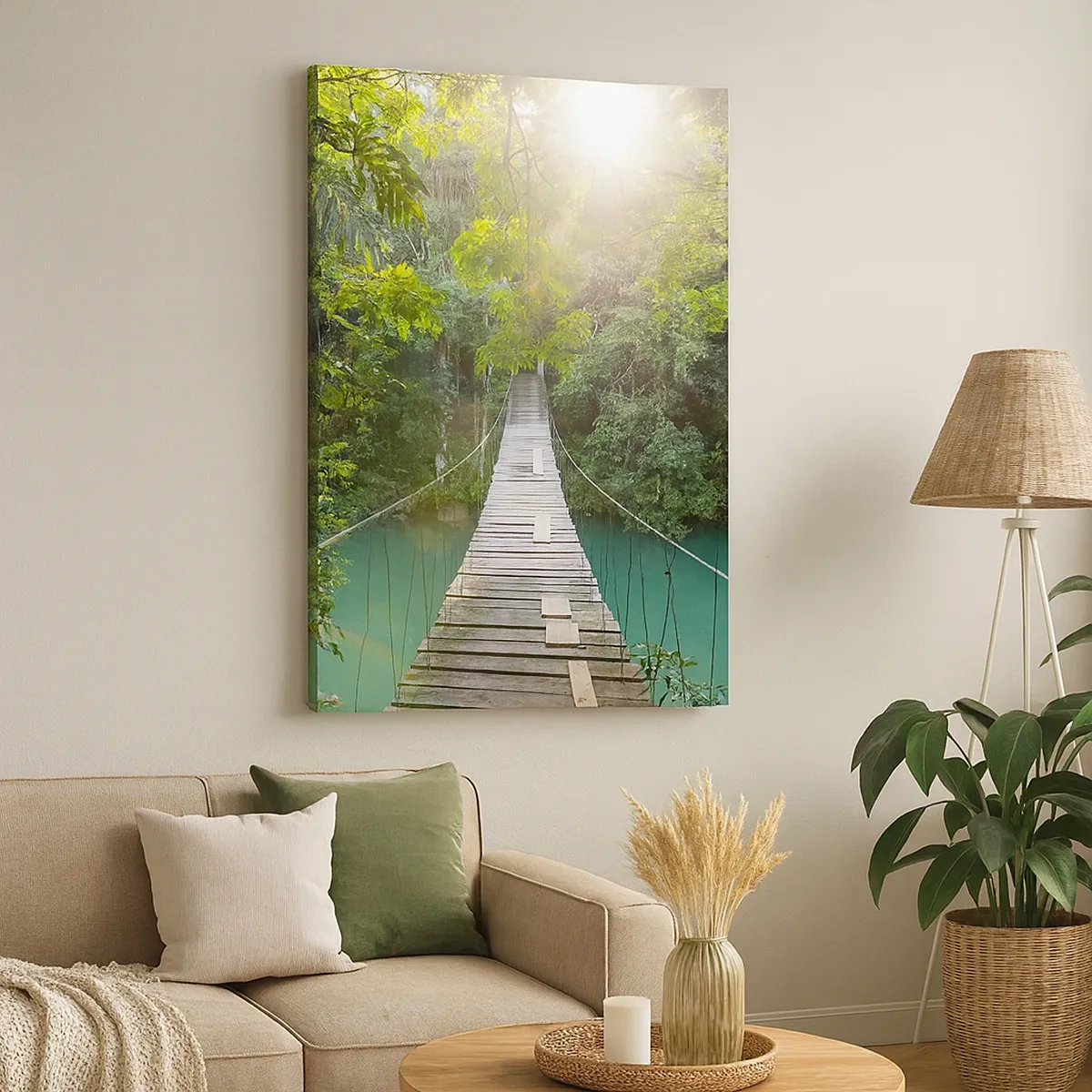 Quadro su tela - Stampe su Tela - Un ponte sospeso in una foresta tropicale illuminato dalla luce del sole. - 50x70cm - Sull'acqua azzurra verso il bosco azzurro - Decorazione murale moderna per soggiorno e camera da letto ARTTOR