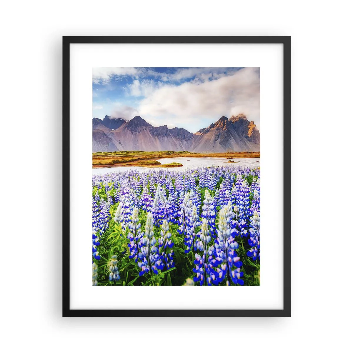 Poster in cornice nera - Forza e asprezza accanto alla mitezza - 40x50 cm