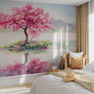 Fotomurali Premium Sand - Un albero in fiore in riva all'acqua, riflesso nel lago - 100x70cm - La festa della primavera - Decorazione murale moderna per soggiorno e camera da letto ARTTOR