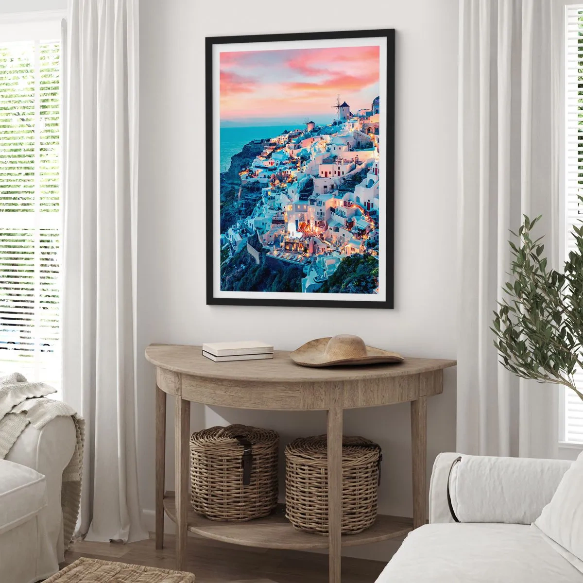 Poster in cornice nera - Vista pittoresca delle case illuminate di Santorini al tramonto - 50x70cm - La tua grossa vacanza greca - Decorazione murale moderna per soggiorno e camera da letto ARTTOR