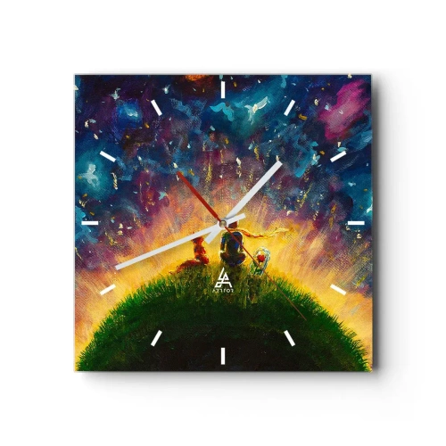 Orologio da parete - Orologio in Vetro - Figure su una collina verde circondata da un cielo stellato - 30x30cm - Amore e amicizia: l'intero mondo - Decorazione murale moderna per soggiorno e camera da letto ARTTOR
