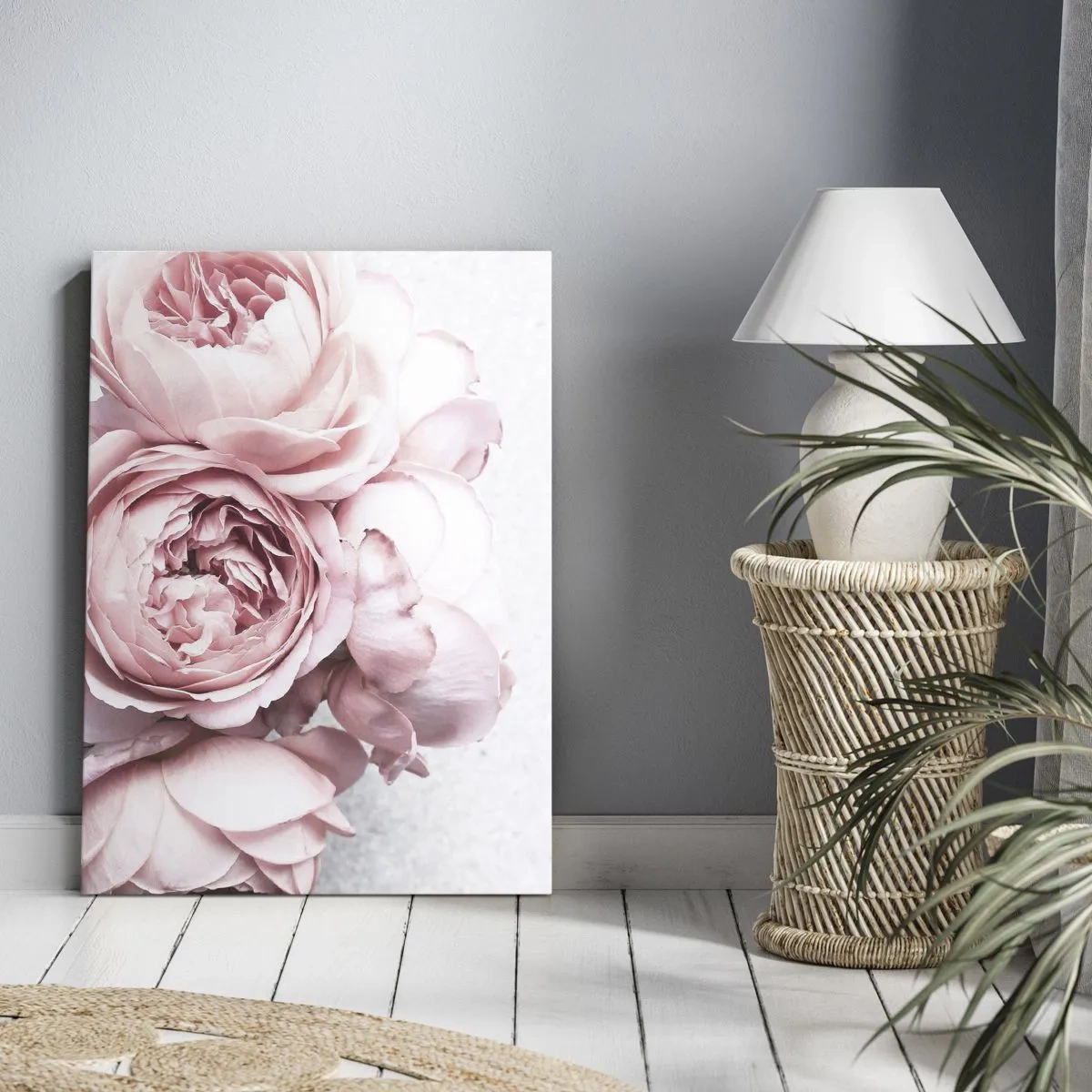 Quadro su tela - Stampe su Tela - Peonie rosa in luce soffusa su uno sfondo chiaro - 50x70cm - Per i romantici - Decorazione murale moderna per soggiorno e camera da letto ARTTOR