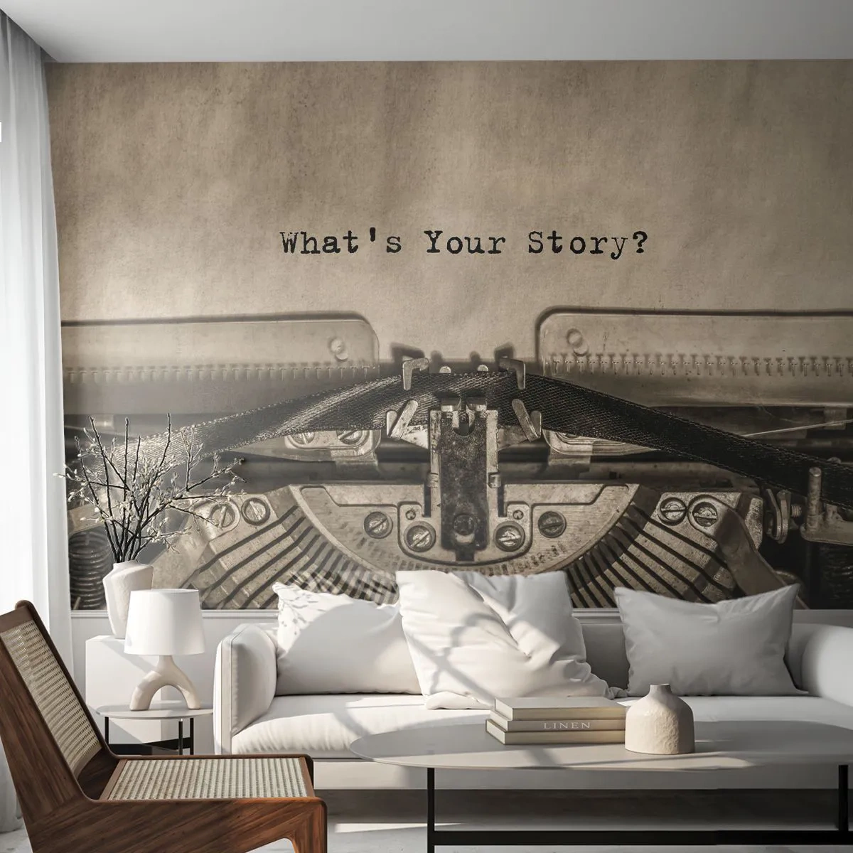 Fotomurali Premium Sand - Una macchina da scrivere con un pezzo di carta e le parole "Qual è la tua storia scritta sopra"? - 100x70cm - Rispondimi - Decorazione murale moderna per soggiorno e camera da letto ARTTOR