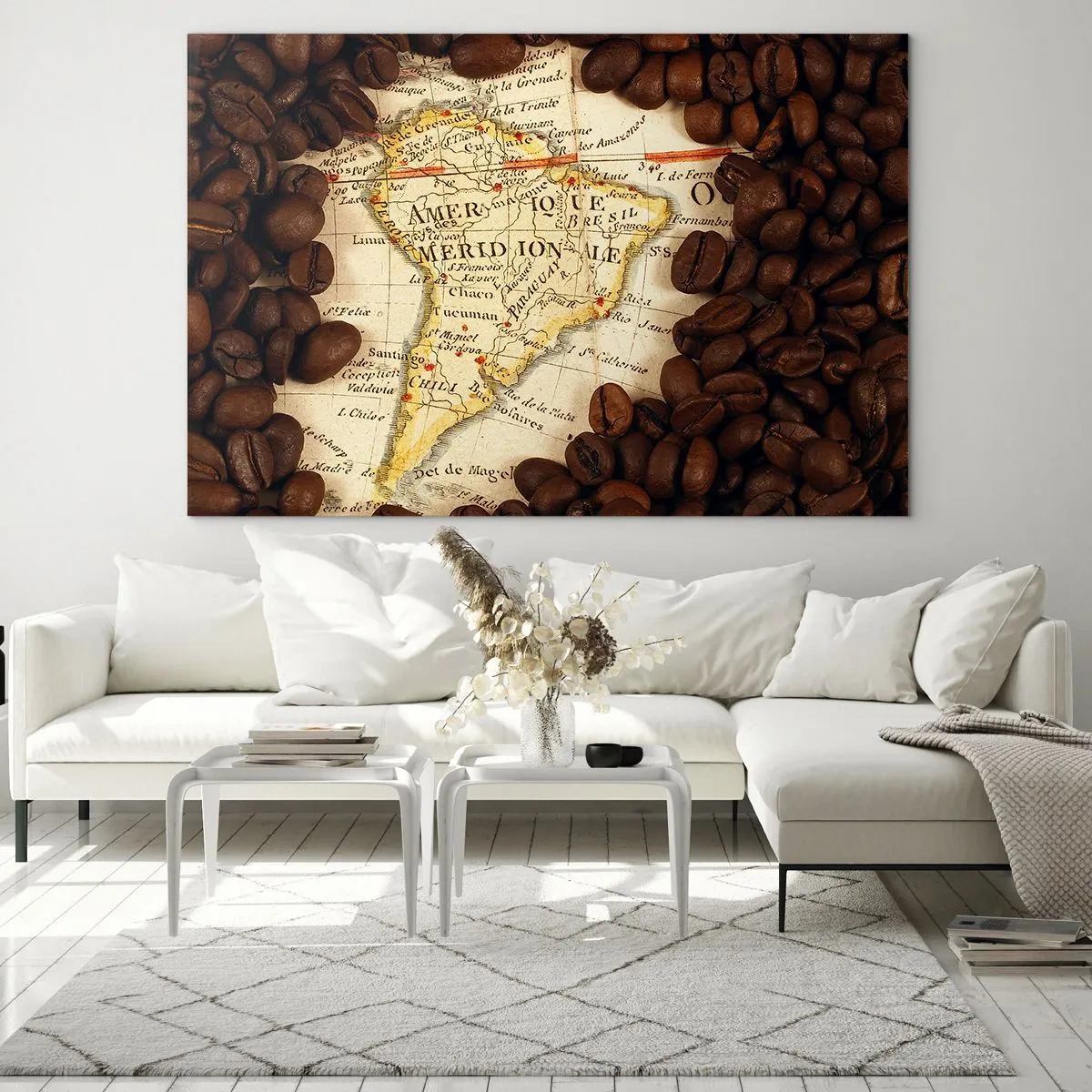 Quadro su vetro - Una mappa del Sud America circondata da chicchi di caffè. - 100x70cm - Da dove viene il miglior caffè? - Decorazione murale moderna per soggiorno e camera da letto ARTTOR