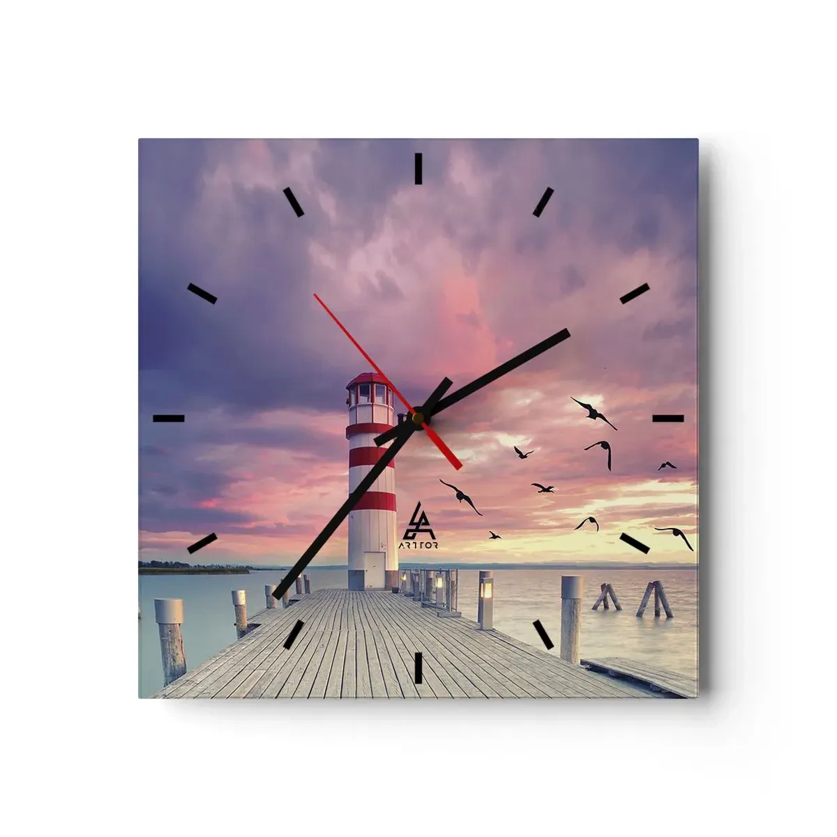 Orologio da parete - Orologio in Vetro - Un faro sul molo circondato da un pittoresco tramonto - 30x30cm - Tempo di tornare in porto - Decorazione murale moderna per soggiorno e camera da letto ARTTOR