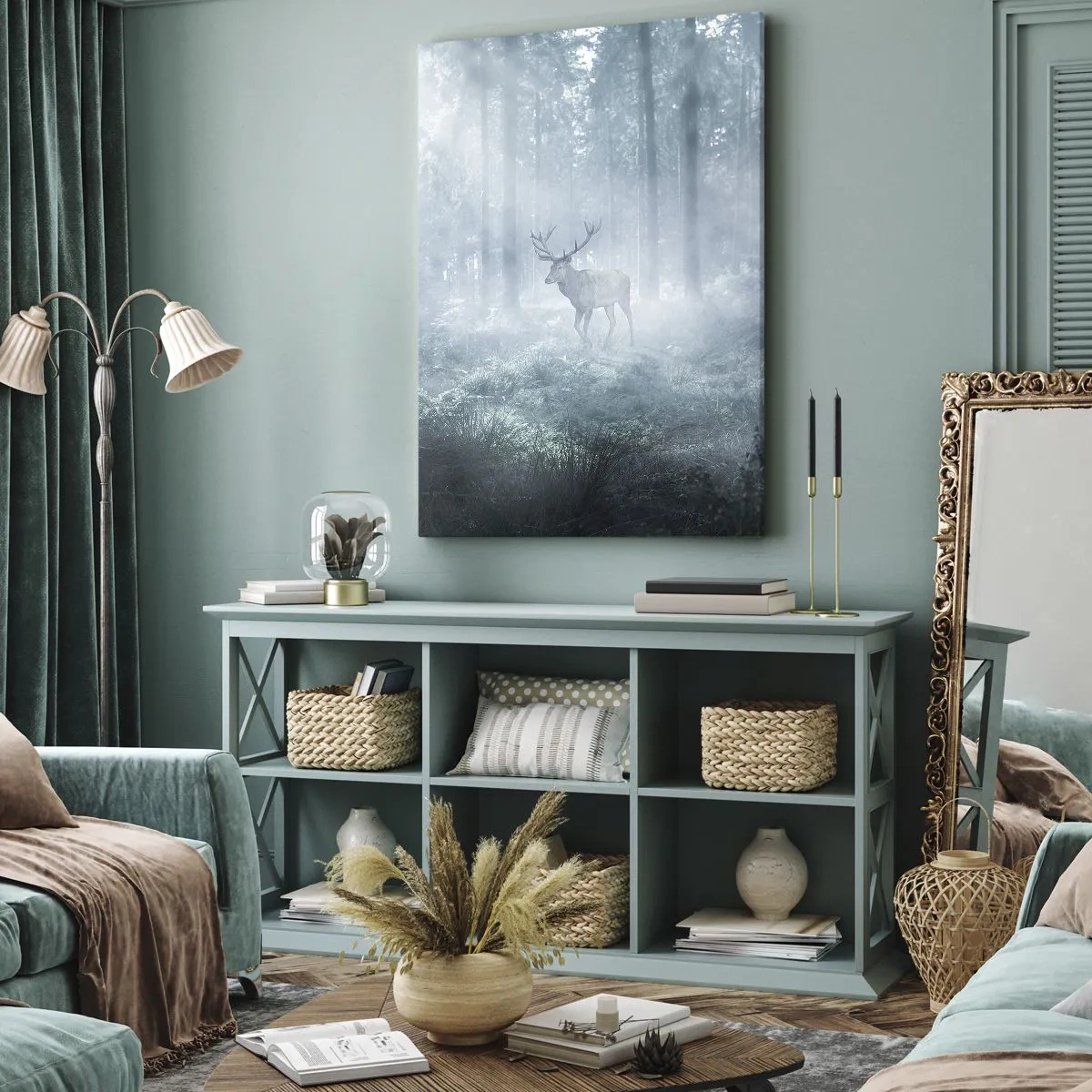 Quadro su tela - Stampe su Tela - Un cervo in una fitta foresta avvolto nella nebbia mattutina - 80x120cm - Passeggiata mattutina sulle sue terre - Decorazione murale moderna per soggiorno e camera da letto ARTTOR