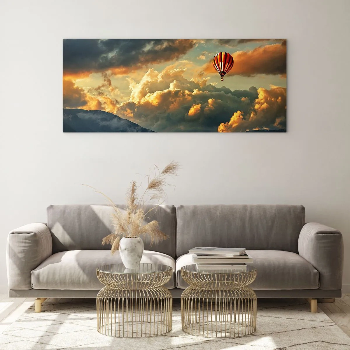 Quadro su vetro - Un pallone sullo sfondo di nuvole spettacolari - 140x50cm - Volo perché voglio - Decorazione murale moderna per soggiorno e camera da letto ARTTOR