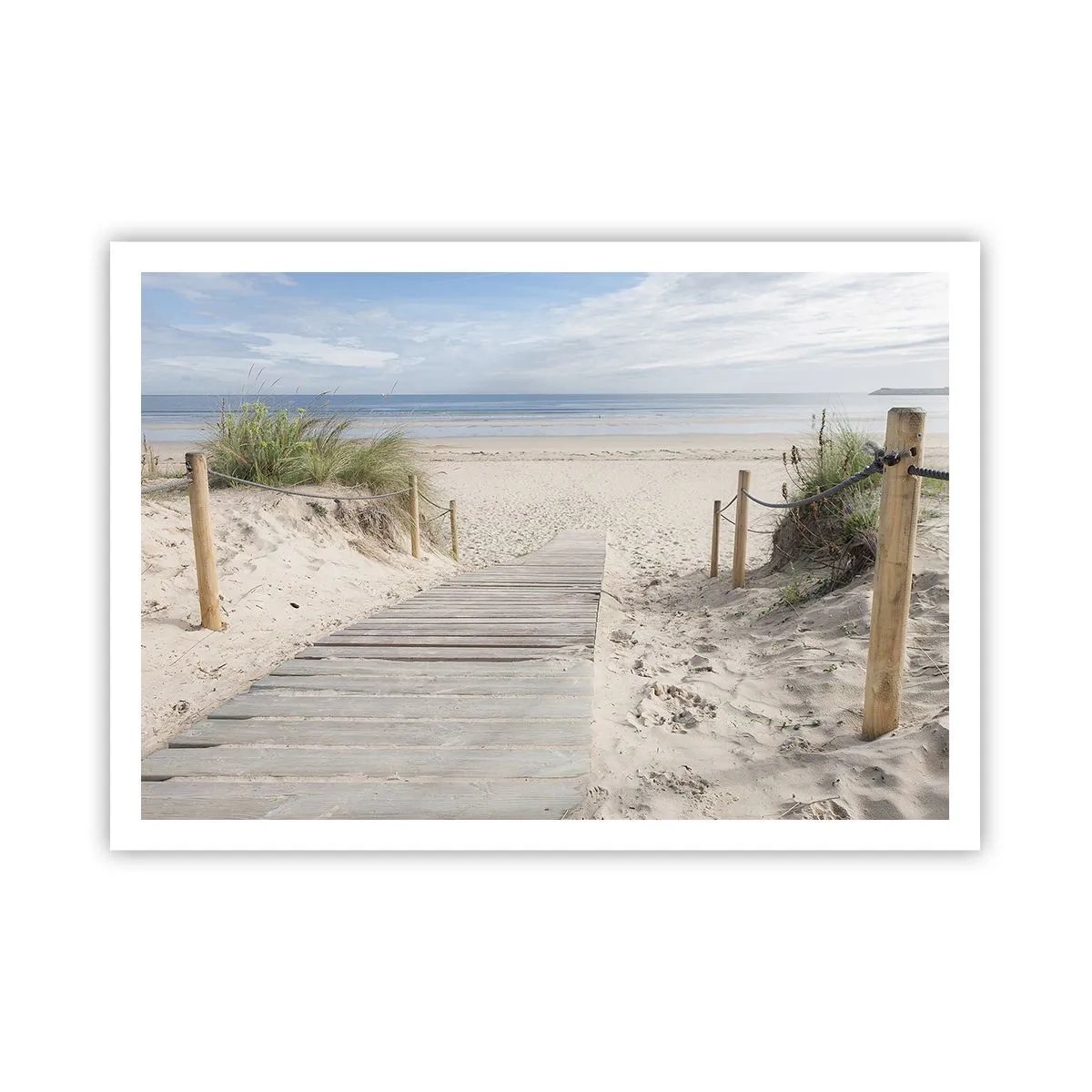 Poster - Un sentiero di assi che conduce a una spiaggia sabbiosa - 100x70cm - Fino all'orizzonte - Decorazione murale moderna per soggiorno e camera da letto ARTTOR