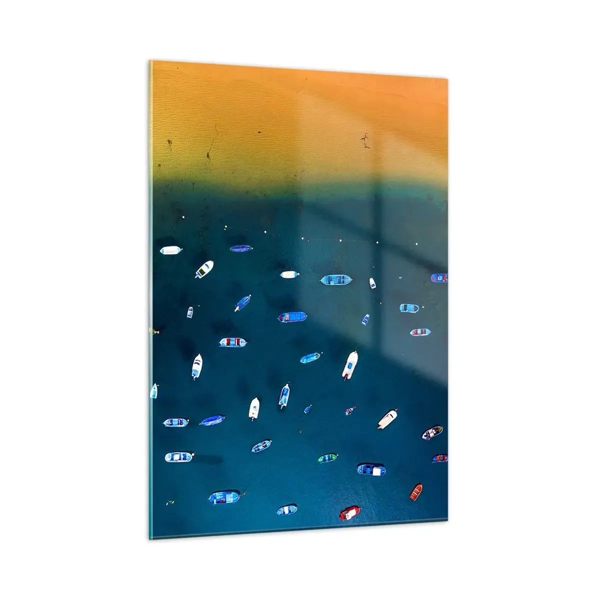 Quadro su vetro - Barche sullo sfondo di acque turchesi e una riva dorata - 50x70cm - Il gioco delle vacanze - Decorazione murale moderna per soggiorno e camera da letto ARTTOR