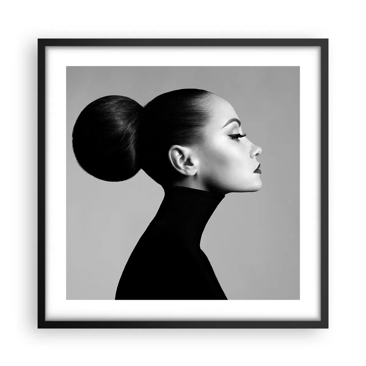 Poster in cornice nera - La Nefertiti di oggi - 50x50 cm