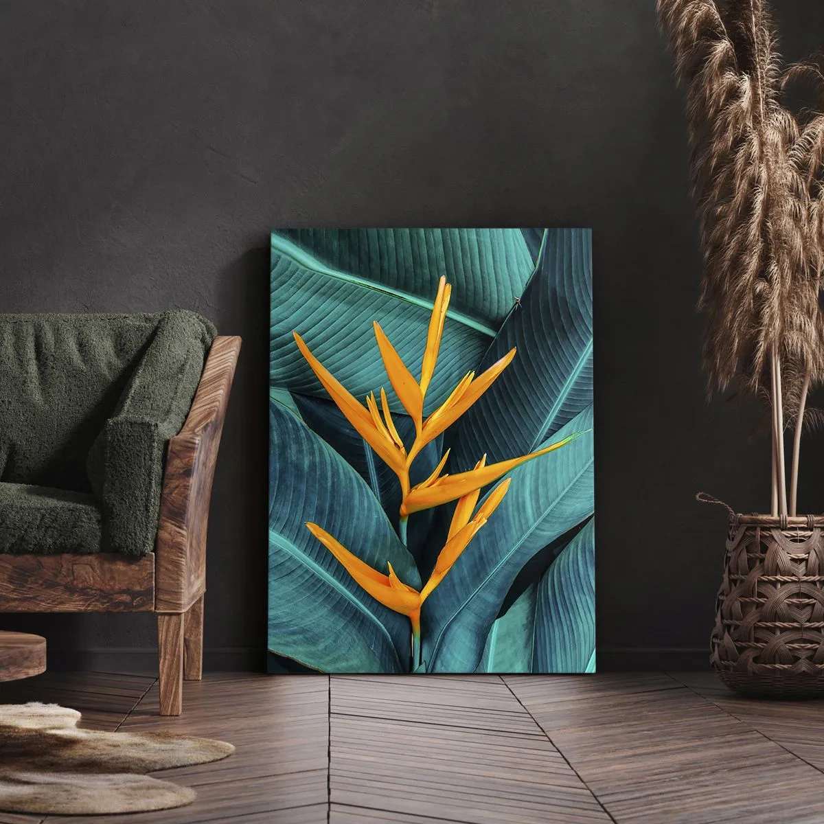 Quadro su tela - Stampe su Tela - Un fiore esotico su uno sfondo di foglie di banano in tonalità turchesi. - 70x100cm - Il fiore dell'Eden - Decorazione murale moderna per soggiorno e camera da letto ARTTOR
