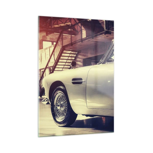 Quadro su vetro - Un'auto d'epoca in un elegante interno da garage - 50x70cm - La classicità non invecchia - Decorazione murale moderna per soggiorno e camera da letto ARTTOR