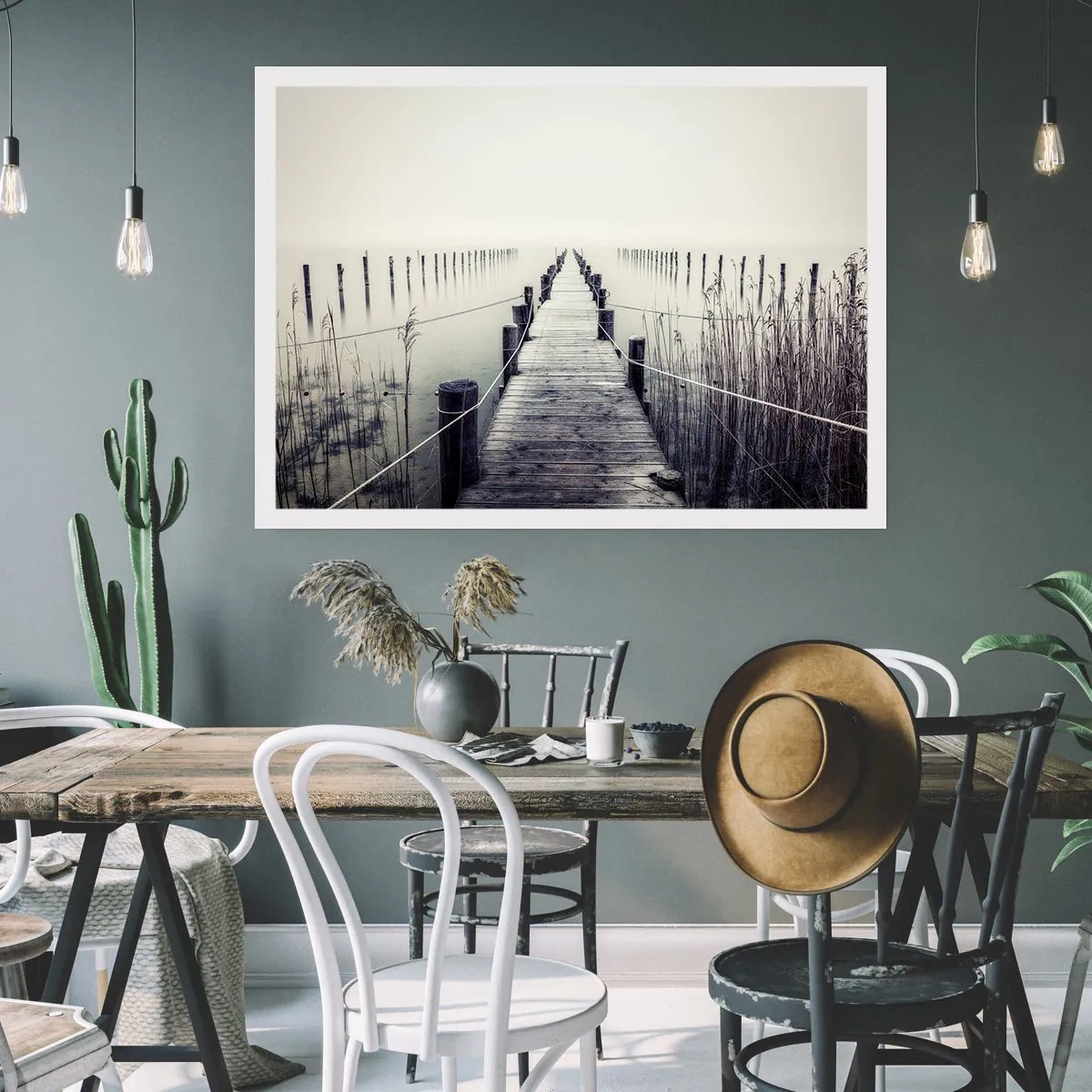 Poster - Un ponte di legno che conduce in uno spazio nebbioso - 100x70cm - Immergiti nella pace - Decorazione murale moderna per soggiorno e camera da letto ARTTOR
