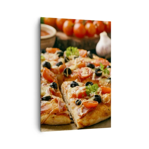 Quadro su tela - Stampe su Tela - Pizza con pomodori, olive ed erbe fresche sul tavolo - 70x100cm - Te la sei nuovamente cavata - Decorazione murale moderna per soggiorno e camera da letto ARTTOR
