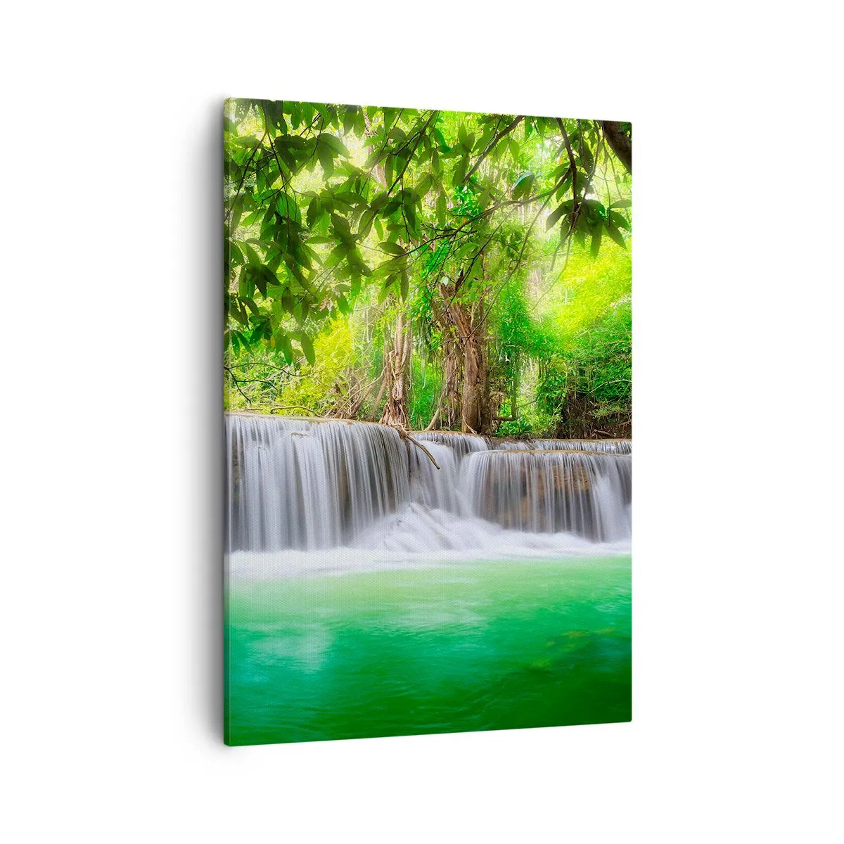 Quadro su tela - Stampe su Tela - Una cascata verde circondata da una fitta vegetazione tropicale - 50x70cm - Cascata nel verde - Decorazione murale moderna per soggiorno e camera da letto ARTTOR