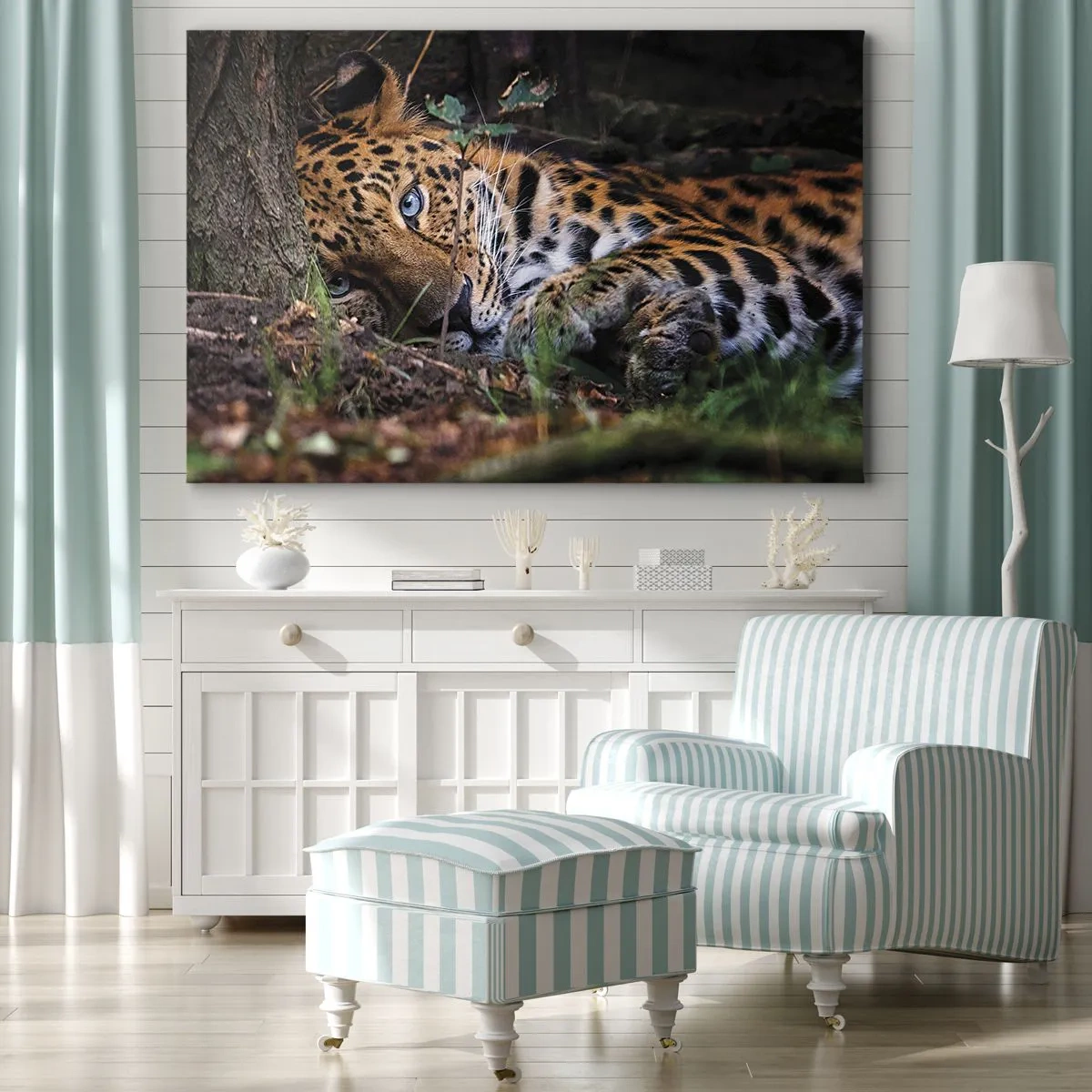 Quadro su tela - Stampe su Tela - Un leopardo sdraiato all'ombra degli alberi - 100x70cm - Fidati di me - Decorazione murale moderna per soggiorno e camera da letto ARTTOR