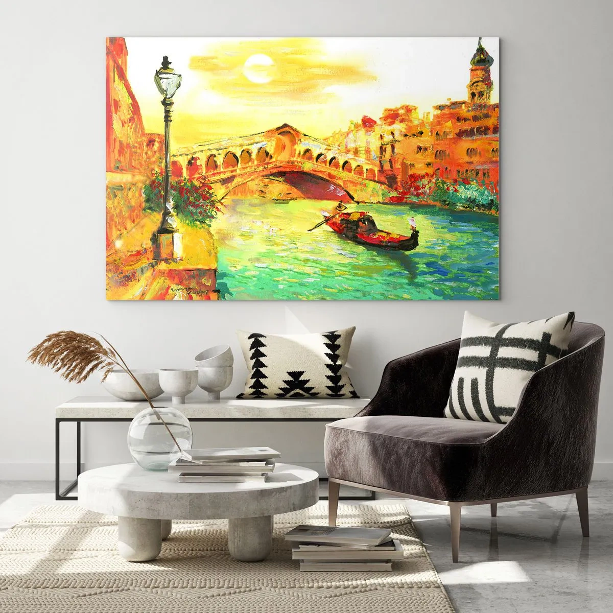Quadro su vetro - Canale con gondola e ponte sotto i raggi del sole al tramonto - 70x50cm - Il pellegrinaggio degli innamorati - Decorazione murale moderna per soggiorno e camera da letto ARTTOR