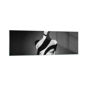 Quadro su vetro - Ritratto in bianco e nero di una donna in luce e ombra - 160x50cm - Luci e ombre - Decorazione murale moderna per soggiorno e camera da letto ARTTOR