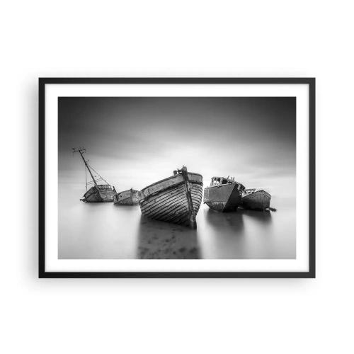 Poster in cornice nera - Barche abbandonate in acque calme - 70x50cm - Sono solo ricordi... - Decorazione murale moderna per soggiorno e camera da letto ARTTOR