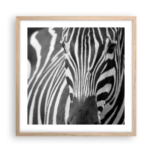 Poster in cornice rovere chiaro - Il mondo è in bianco e nero - 50x50 cm