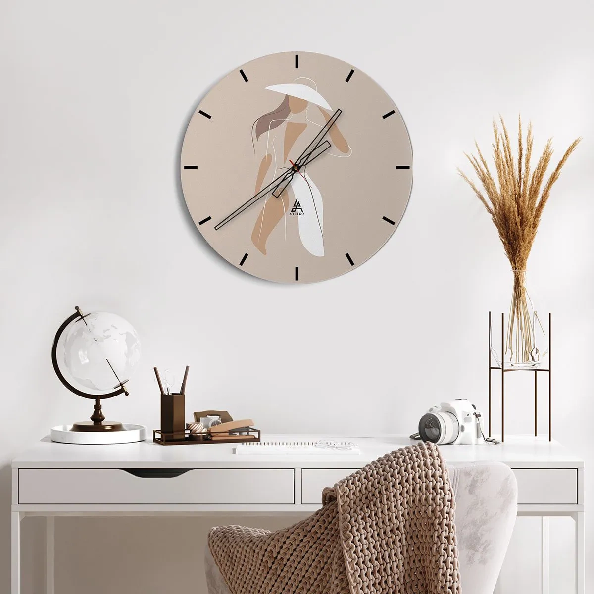 Orologio da parete - Orologio in Vetro - La moda è un gioco - 40x40 cm
