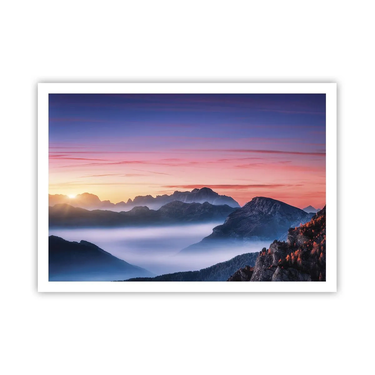 Poster - Paesaggio montano all'alba con nebbia nelle valli - 100x70cm - Sopra le valli - Decorazione murale moderna per soggiorno e camera da letto ARTTOR