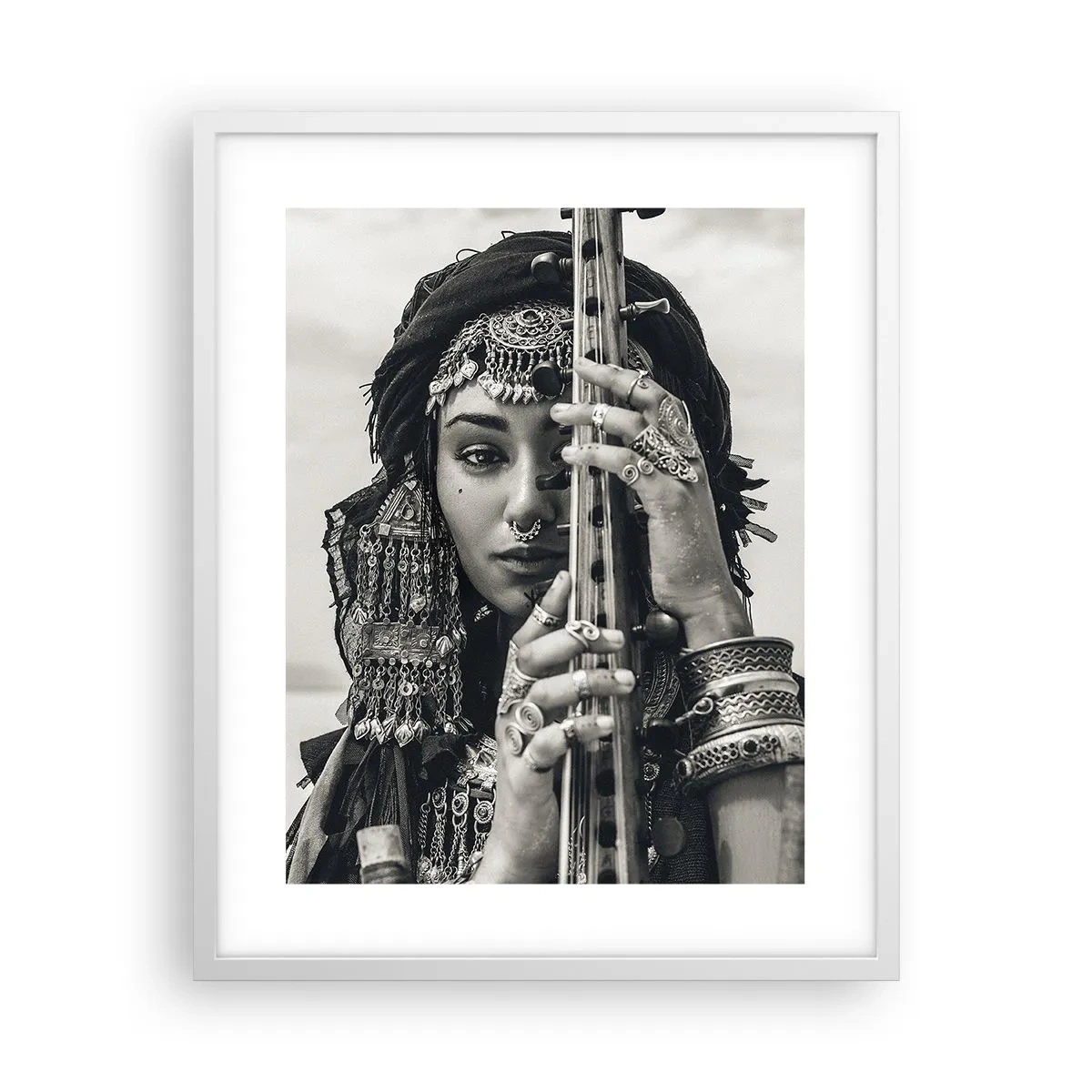 Poster in cornice bianca - La musica dell'oriente - 40x50 cm