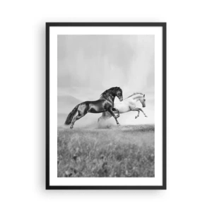 Poster in cornice nera - Cavalli bianchi e neri che galoppano dinamicamente sullo sfondo di un campo - 50x70cm - Angeli e demoni - Decorazione murale moderna per soggiorno e camera da letto ARTTOR