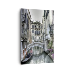 Quadro su tela - Stampe su Tela - Canale veneziano con gondola e ponte di pietra - 80x120cm - Da secoli in silenziosa riflessione - Decorazione murale moderna per soggiorno e camera da letto ARTTOR
