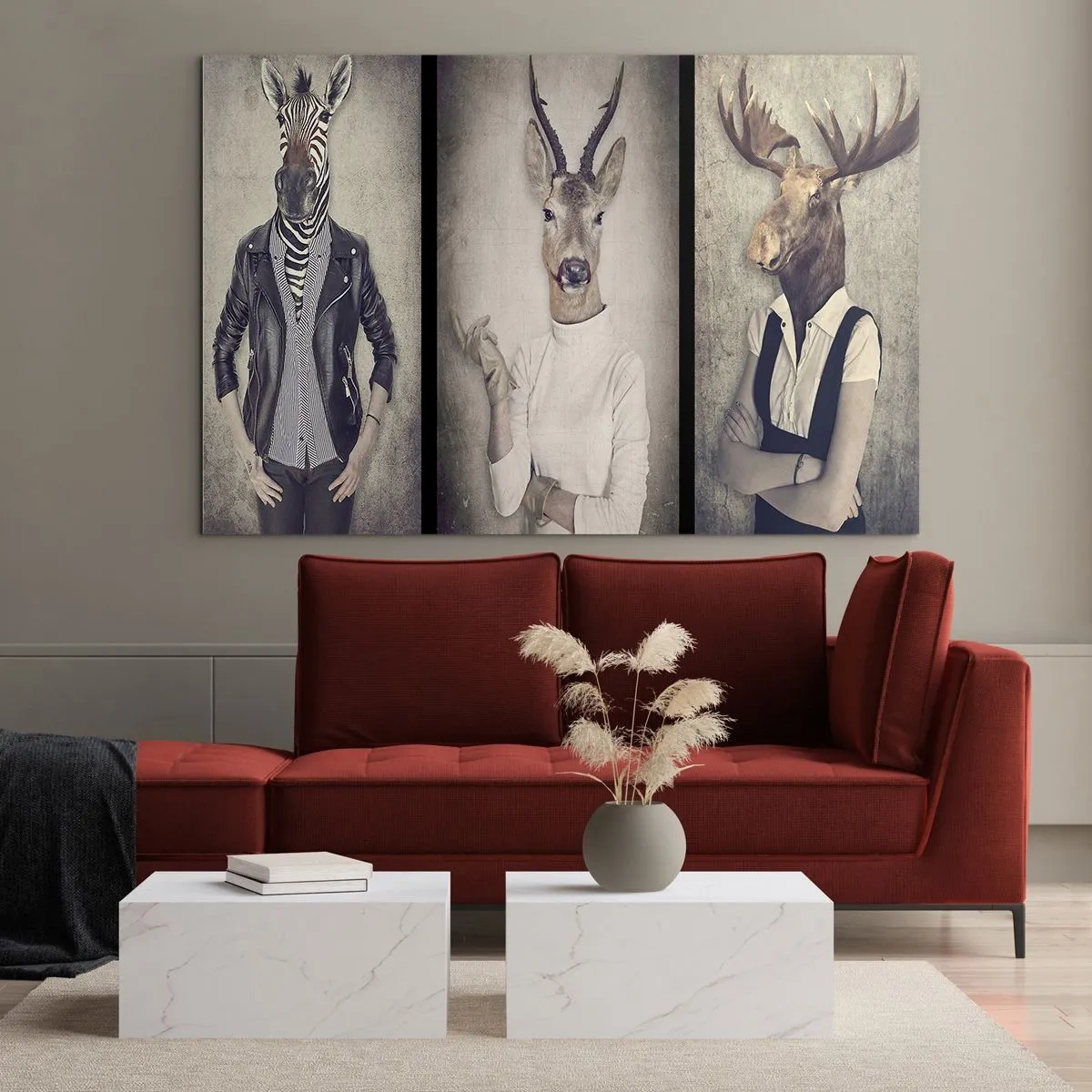 Quadro su vetro - Tre figure di animali in abiti umani su uno sfondo neutro - 70x50cm - Facciamo parlare i gesti - Decorazione murale moderna per soggiorno e camera da letto ARTTOR