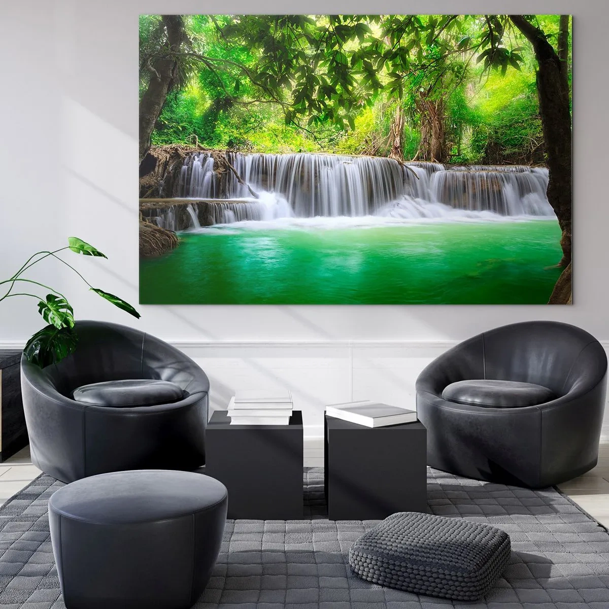 Quadro su vetro - Una cascata in una foresta tropicale con acqua cristallina - 120x80cm - Cascata nel verde - Decorazione murale moderna per soggiorno e camera da letto ARTTOR