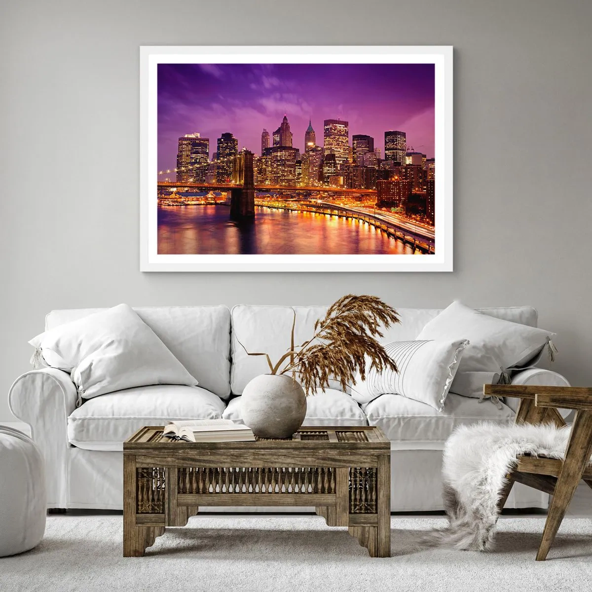 Poster in cornice bianca - Manhattan in viola e oro - 50x50 cm