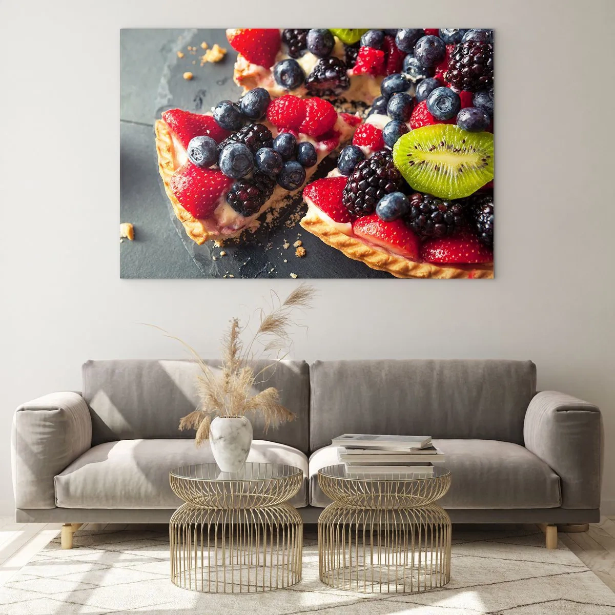Quadro su vetro - Crostata di frutta con mirtilli, kiwi e fragole - 120x80cm - Dolce vita! - Decorazione murale moderna per soggiorno e camera da letto ARTTOR