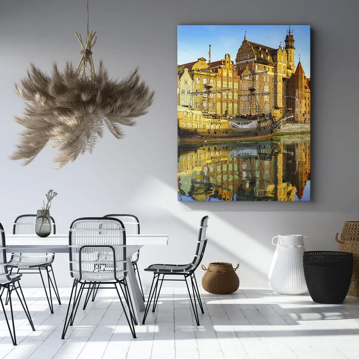 Quadro su tela - Stampe su Tela - Una vista pittoresca della città vecchia con una nave a vela e l'acqua - 80x120cm - Il riflesso del passato - Decorazione murale moderna per soggiorno e camera da letto ARTTOR