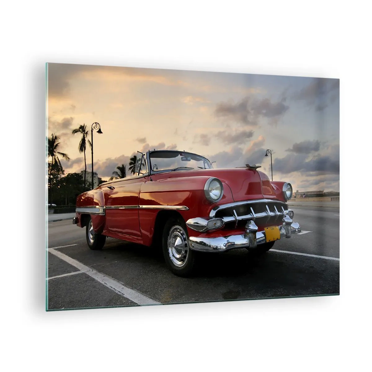 Quadro su vetro - Una decappottabile classica rossa sullo sfondo del tramonto - 70x50cm - Il calore rosso dei tropici - Decorazione murale moderna per soggiorno e camera da letto ARTTOR