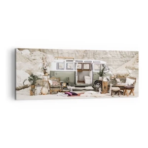 Quadro su tela - Stampe su Tela - Un camper retrò dal design boho sullo sfondo di un paesaggio roccioso. - 140x50cm - è tempo di viaggiare - Decorazione murale moderna per soggiorno e camera da letto ARTTOR