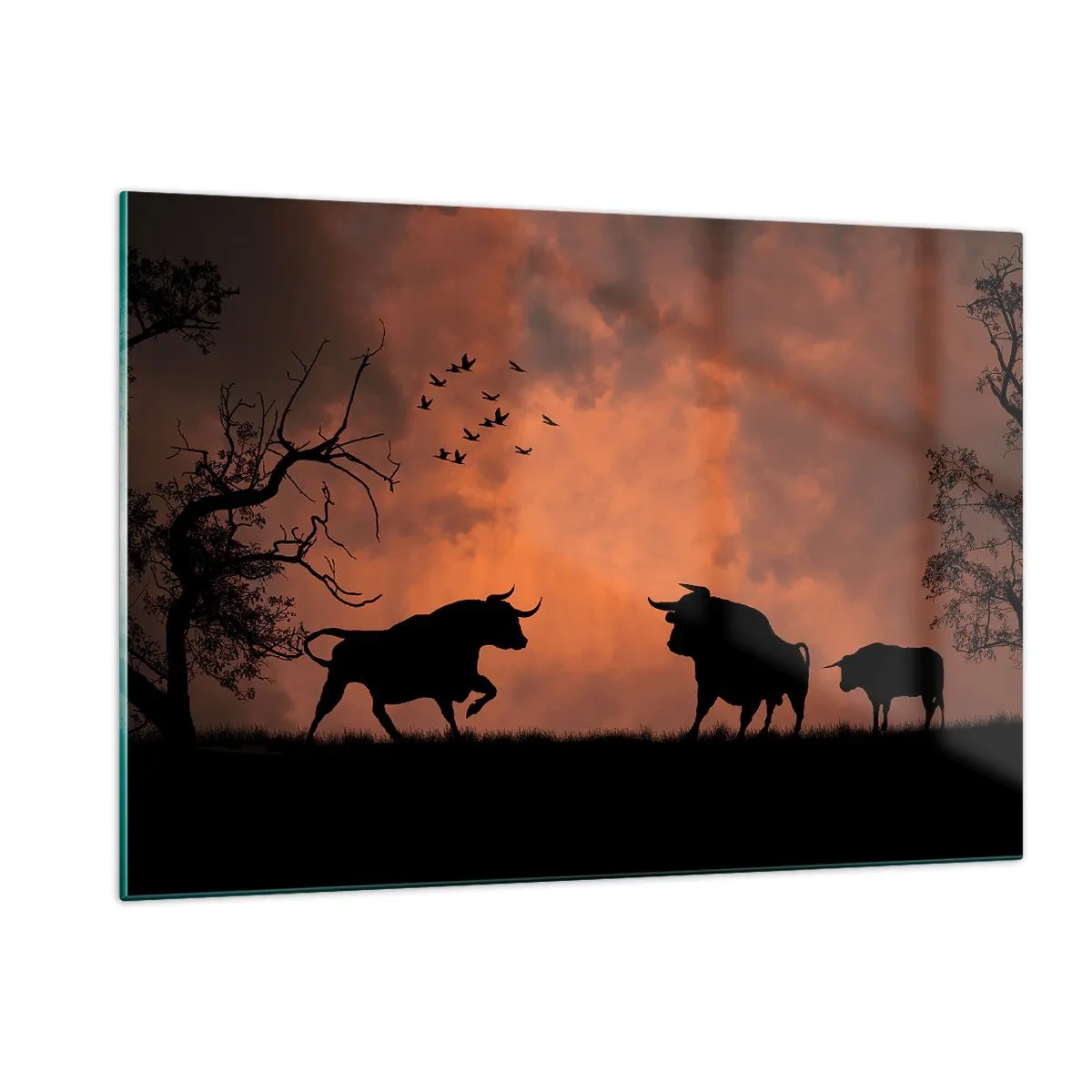 Quadro su vetro - Sagome di tori contro un cielo arancione al tramonto - 120x80cm - Drammatico spettacolo della natura - Decorazione murale moderna per soggiorno e camera da letto ARTTOR