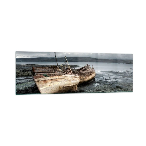 Quadro su vetro - Barche abbandonate sulla riva in una scena piovosa - 160x50cm - Segno delle fatiche degnamente sostenute - Decorazione murale moderna per soggiorno e camera da letto ARTTOR