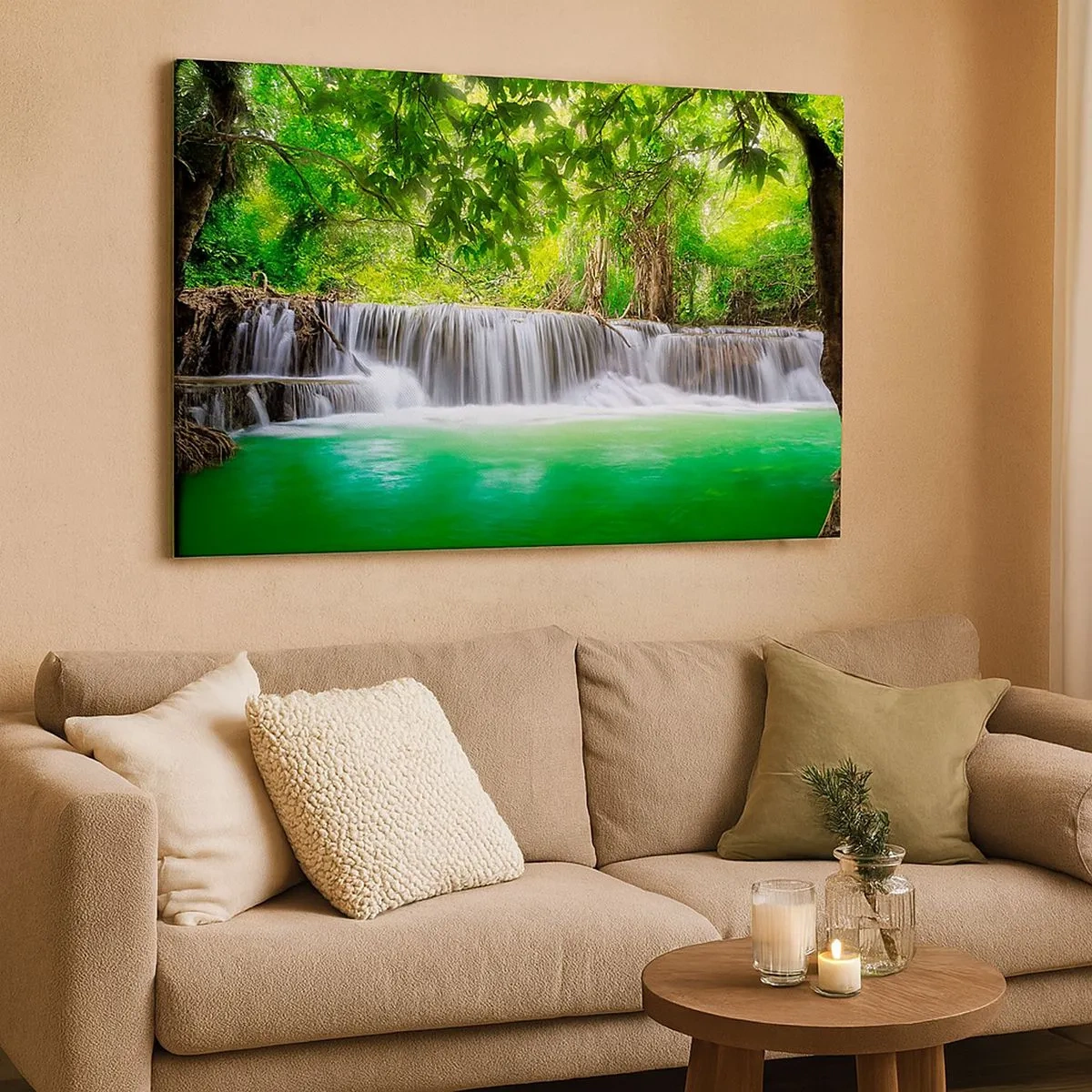 Quadro su tela - Stampe su Tela - Una cascata verde circondata da una fitta vegetazione tropicale - 70x50cm - Cascata nel verde - Decorazione murale moderna per soggiorno e camera da letto ARTTOR