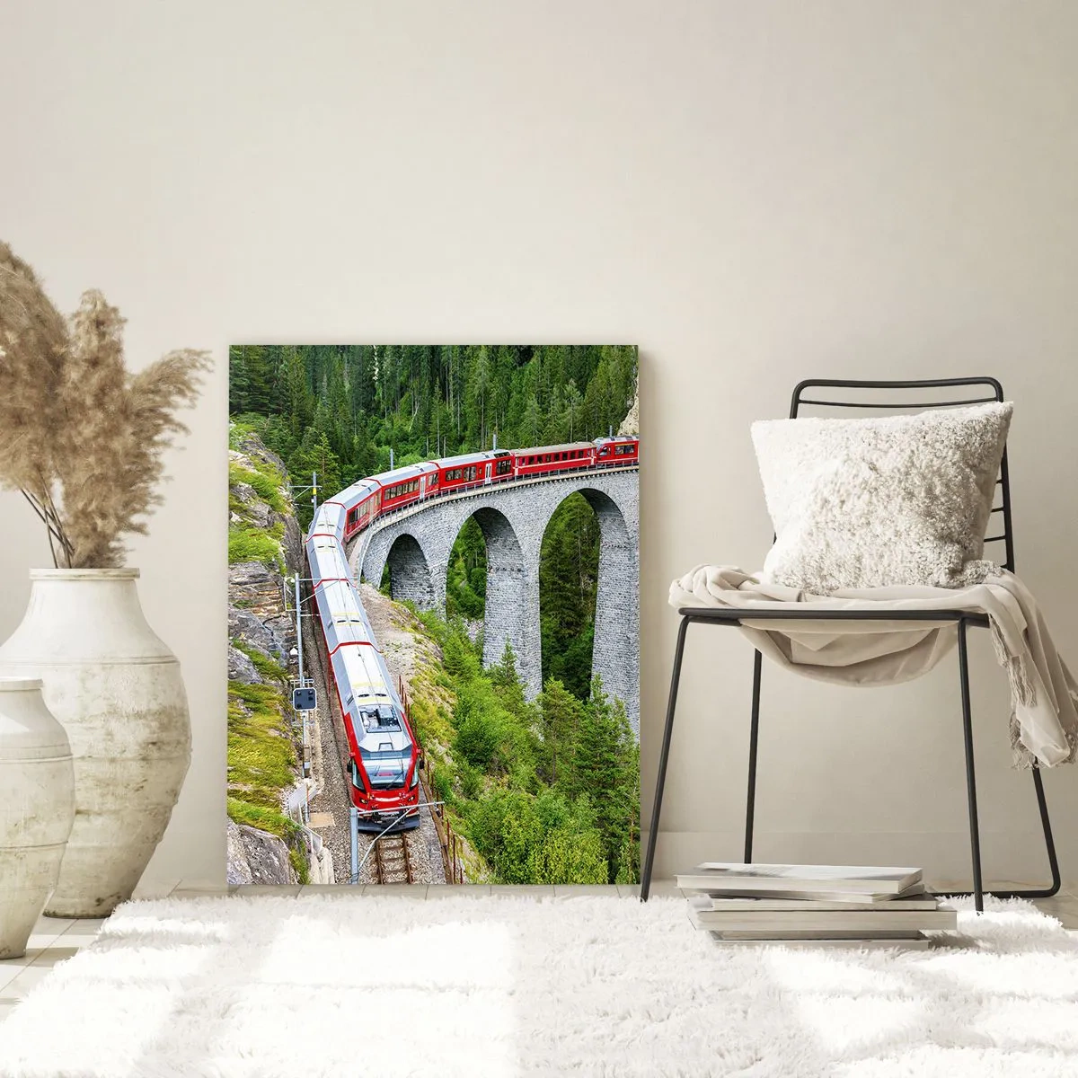 Quadro su vetro - Un treno su un pittoresco viadotto in un paesaggio montuoso - 70x100cm - Il treno tra i monti - Decorazione murale moderna per soggiorno e camera da letto ARTTOR