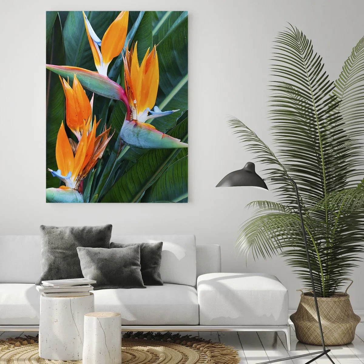 Quadro su vetro - Fiori esotici di strelitzia tra grandi foglie verdi - 50x70cm - È un fiore o un uccello? - Decorazione murale moderna per soggiorno e camera da letto ARTTOR