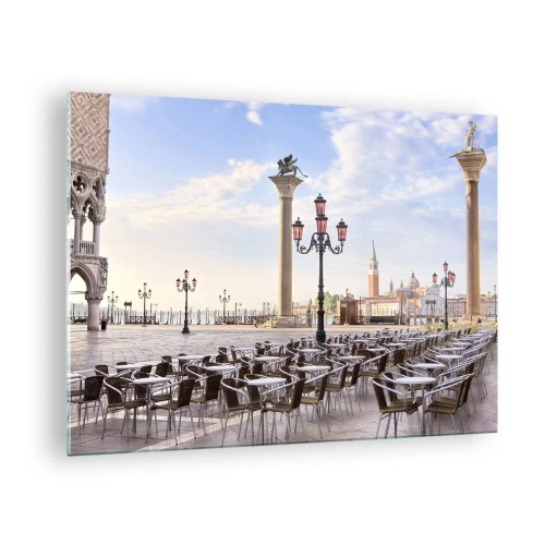 Quadro su vetro - Una piazza con colonne e file di sedie a Venezia - 70x50cm - Venite a tavola - Decorazione murale moderna per soggiorno e camera da letto ARTTOR