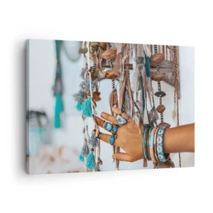 Quadro su tela - Stampe su Tela - Una mano adornata con gioielli boho con decorazioni sullo sfondo - 70x50cm - Tesori locali - Decorazione murale moderna per soggiorno e camera da letto ARTTOR
