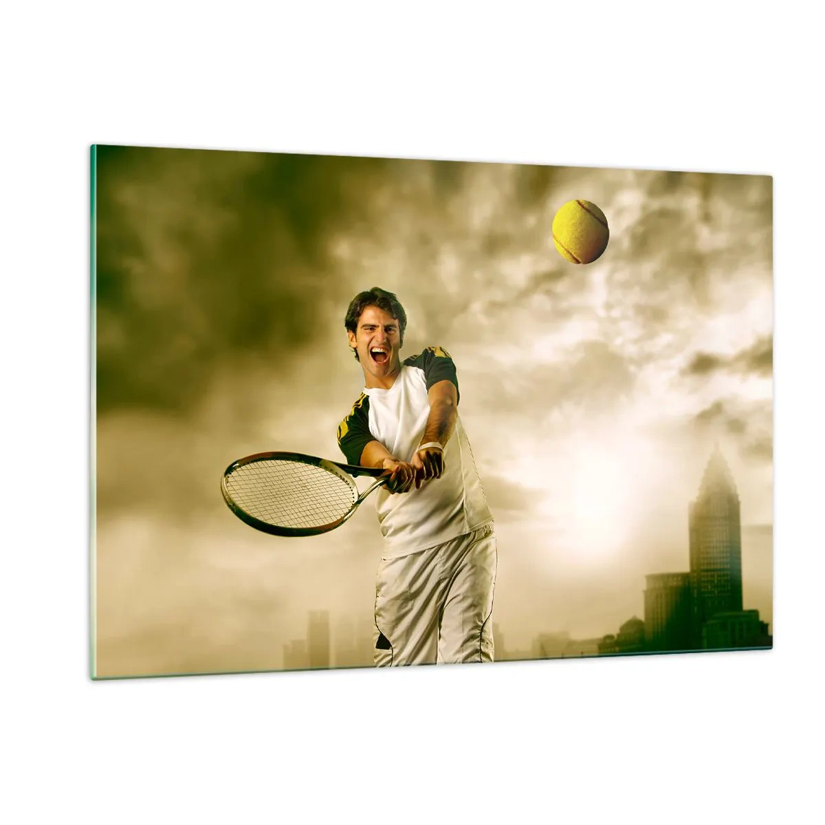 Quadro su vetro - Un tennista che colpisce la palla sullo sfondo di una città - 120x80cm - Energia e gioia - Decorazione murale moderna per soggiorno e camera da letto ARTTOR