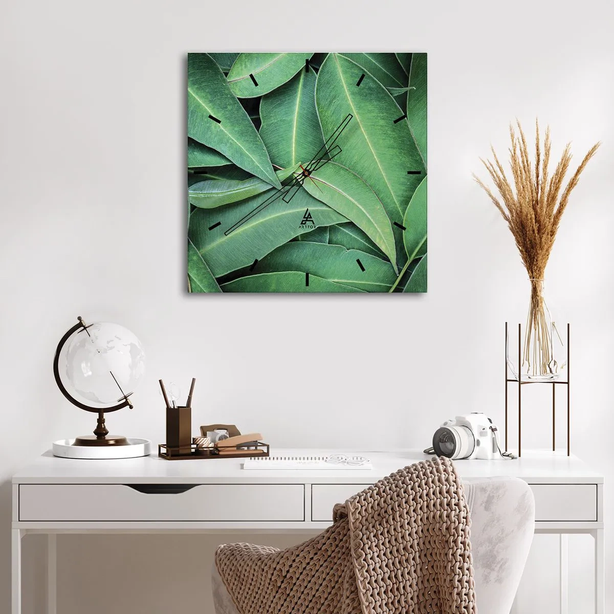 Orologio da parete - Orologio in Vetro - Primo piano di foglie verdi che creano un motivo naturale - 30x30cm - Succosi e freschi - Decorazione murale moderna per soggiorno e camera da letto ARTTOR