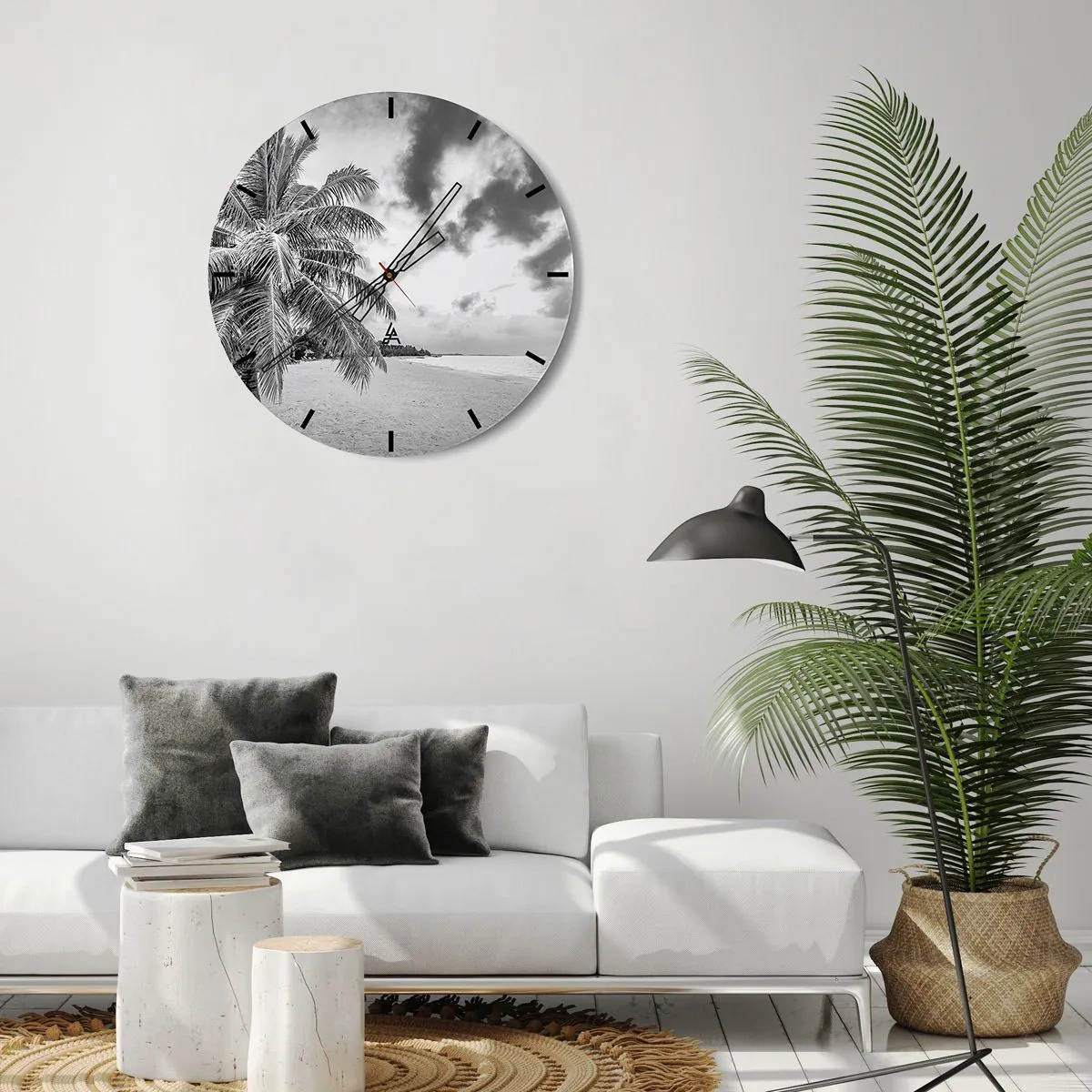 Orologio da parete - Orologio in Vetro - Spiaggia con palme in bianco e nero - 30x30cm - Quando hai nostalgia della solitudine... - Decorazione murale moderna per soggiorno, cucina e camera da letto ARTTOR