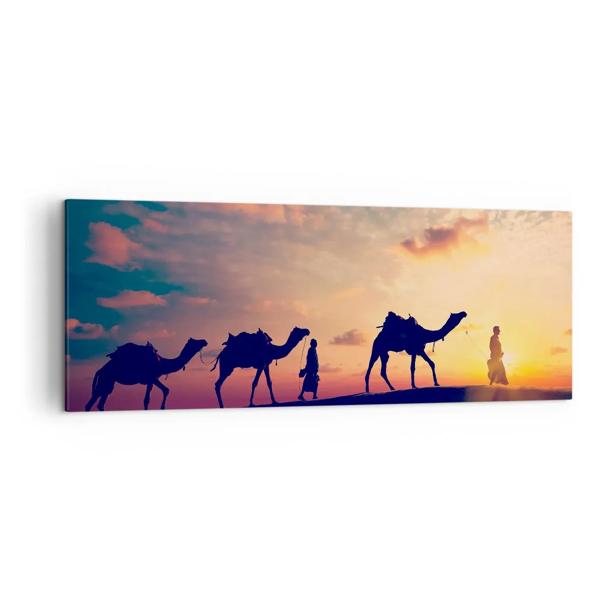 Quadro su tela - Stampe su Tela - Una carovana di cammelli che vaga nel deserto al tramonto - 140x50cm - Il misterioso spirito d'oriente - Decorazione murale moderna per soggiorno e camera da letto ARTTOR