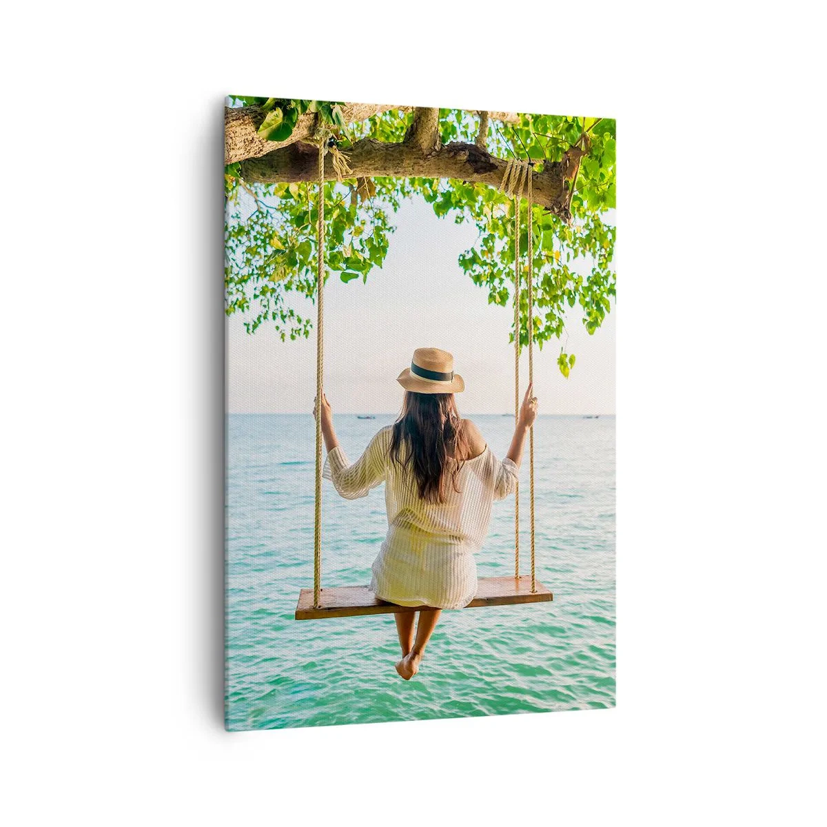 Quadro su tela - Stampe su Tela - Donna su un'altalena in riva al mare in un paesaggio tropicale - 70x100cm - La vita è bella - Decorazione murale moderna per soggiorno e camera da letto ARTTOR