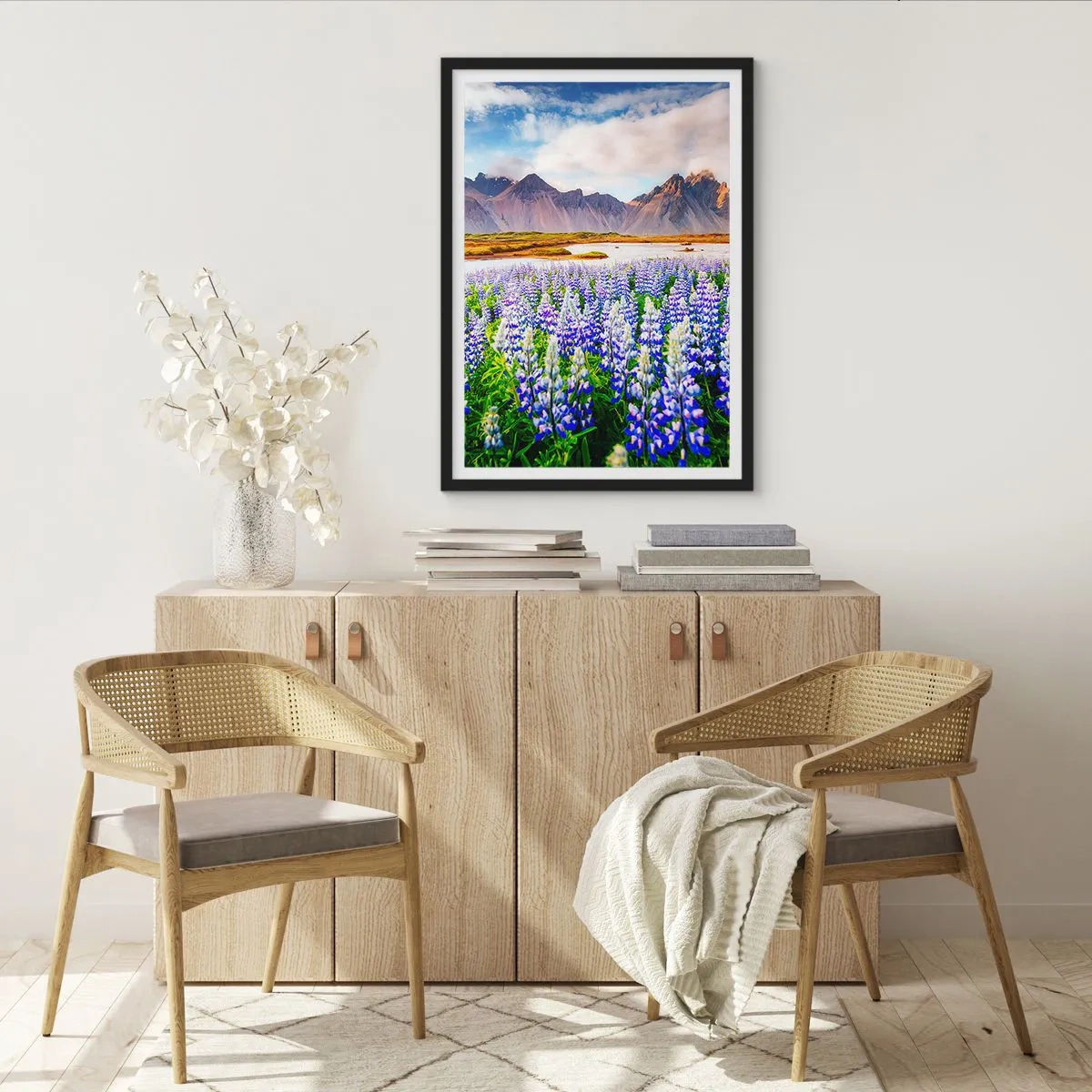 Poster in cornice nera - Forza e asprezza accanto alla mitezza - 40x50 cm