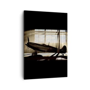Quadro su tela - Stampe su Tela - Un aereo storico in un hangar illuminato dalla luce del sole - 50x70cm - Il riposo del guerriero - Decorazione murale moderna per soggiorno e camera da letto ARTTOR